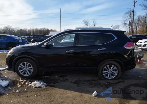 2015 Nissan Rogue Sv z USA, uszkodzony, nr VIN KNMAT2MT7FP582805